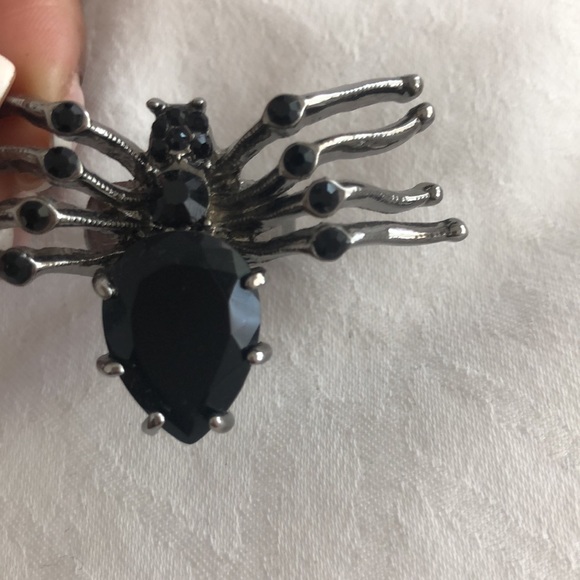 Black stone spider ring - Picture 4 of 8